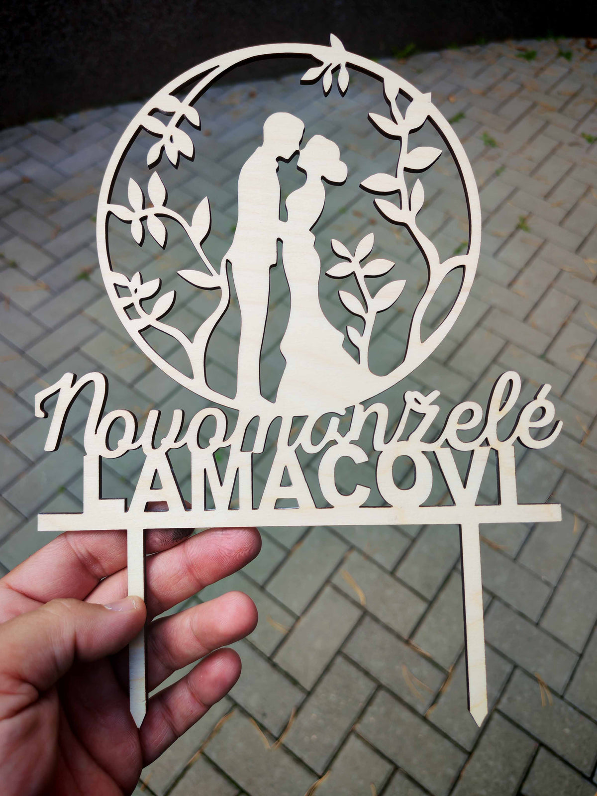 Dřevěný velký zápich svatba – na přání