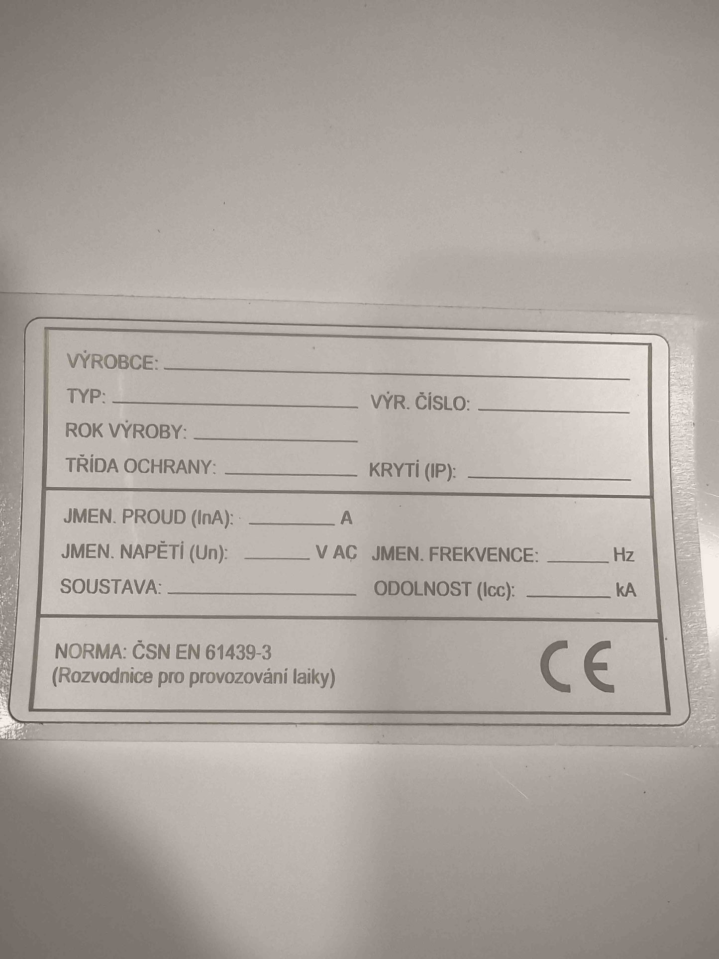 10 x Prázdný typový štítek na domovní rozvaděč (dle ČSN EN 61439-3)