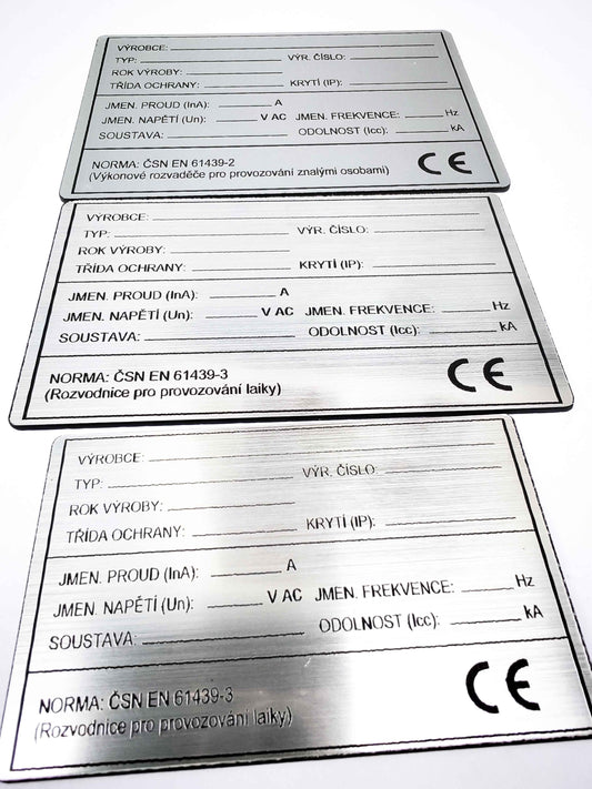 Typový štítek na domovní rozvaděč (dle ČSN EN 61439-3)