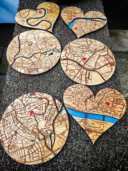 3D Dřevěná mapa vzpomínek na míru: Váš příběh ve dřevě